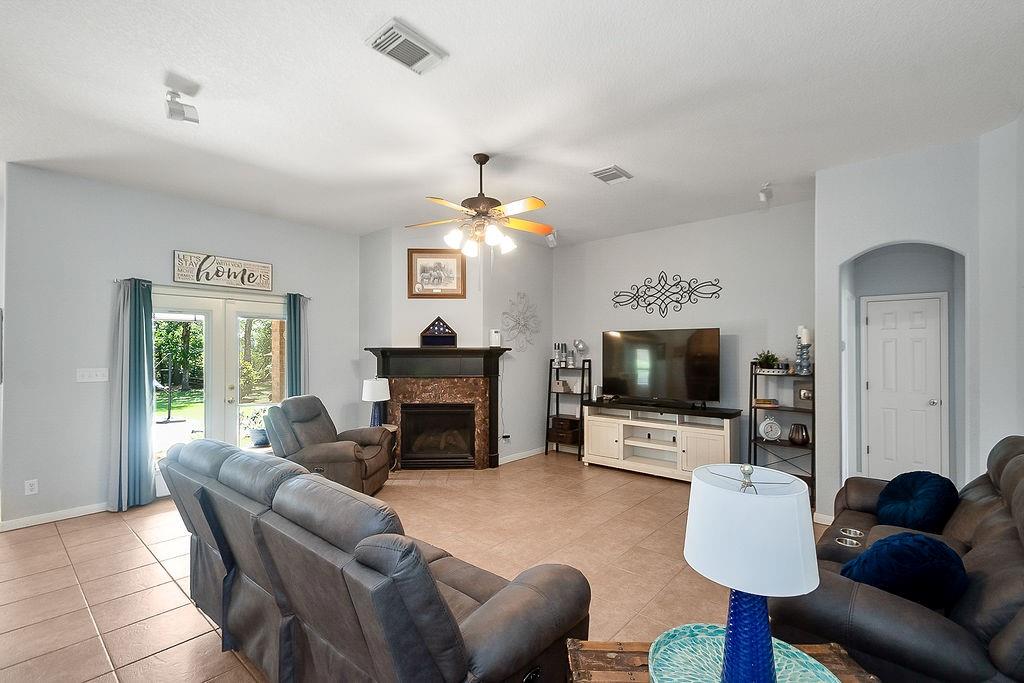 318 Sunrise Blvd