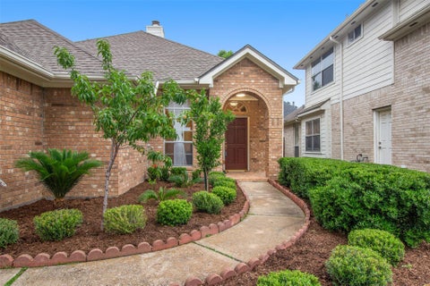 Photo of 10618 Spring Brook Drive, Houston, TX 77041 (MLS # 11836380)