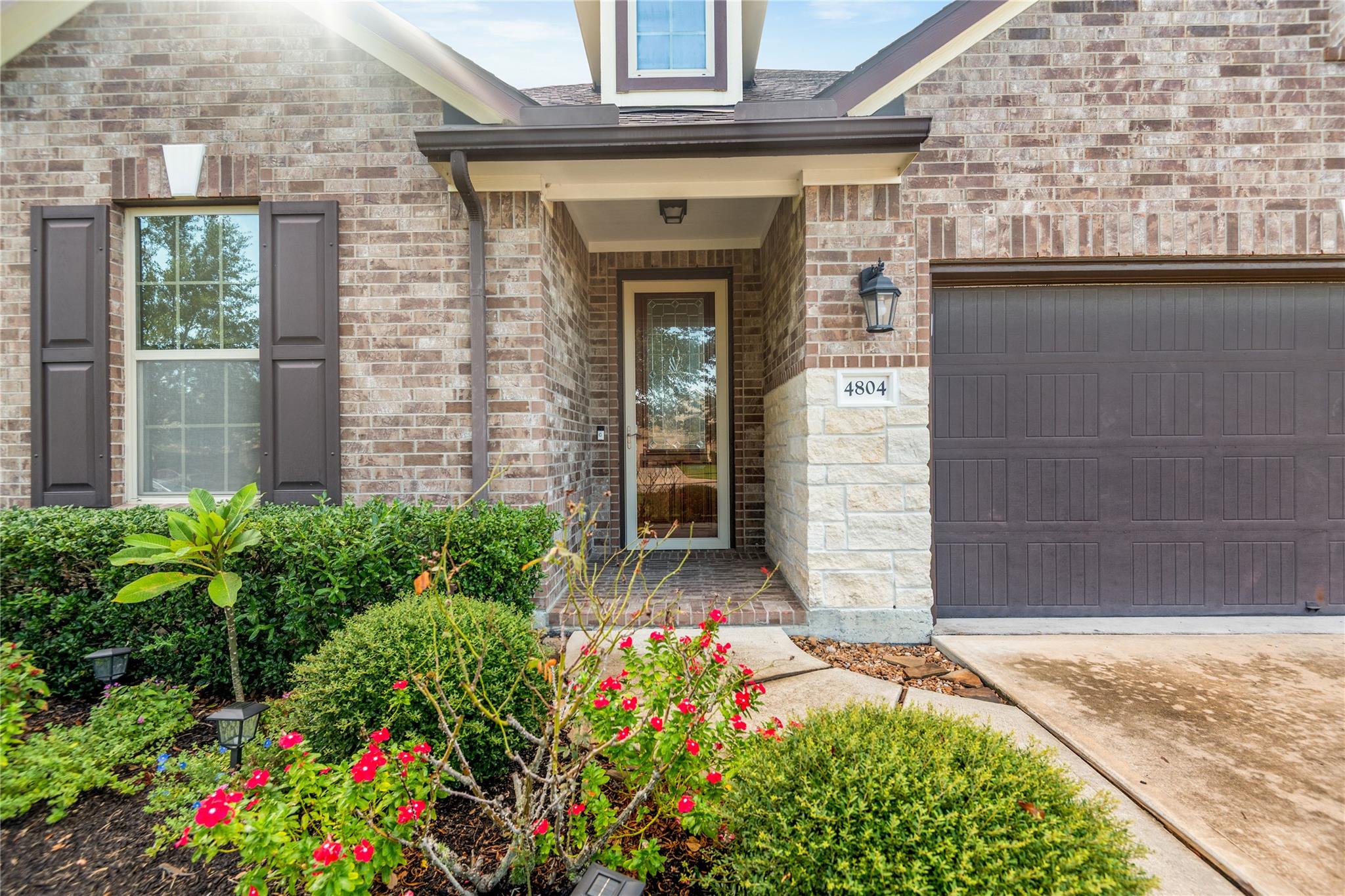 4804 Ladona Court
