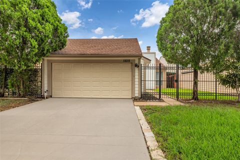 Photo of 11838 Plumbrook Drive, Houston, TX 77099 (MLS # 28688971)