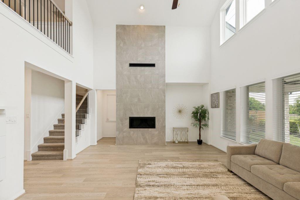 12711 Noble Fields Way