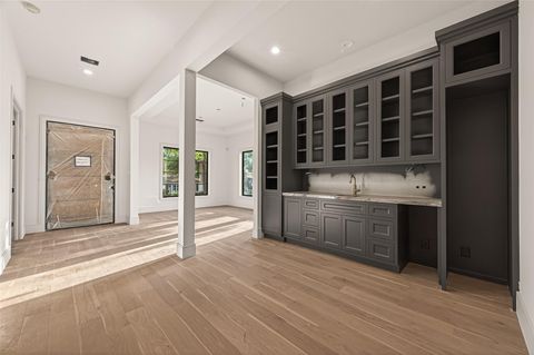 Tiny photo for 4046 Drummond Street, Houston, TX 77025 (MLS # 77880658)