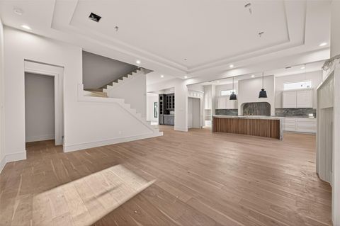 Tiny photo for 4046 Drummond Street, Houston, TX 77025 (MLS # 77880658)