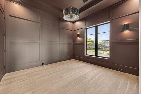 Tiny photo for 4046 Drummond Street, Houston, TX 77025 (MLS # 77880658)