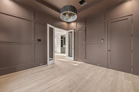 Tiny photo for 4046 Drummond Street, Houston, TX 77025 (MLS # 77880658)