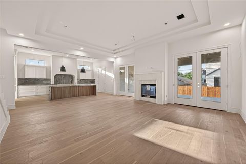 Tiny photo for 4046 Drummond Street, Houston, TX 77025 (MLS # 77880658)