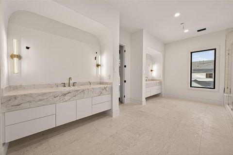 Tiny photo for 4046 Drummond Street, Houston, TX 77025 (MLS # 77880658)