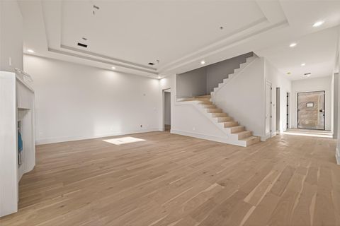 Tiny photo for 4046 Drummond Street, Houston, TX 77025 (MLS # 77880658)