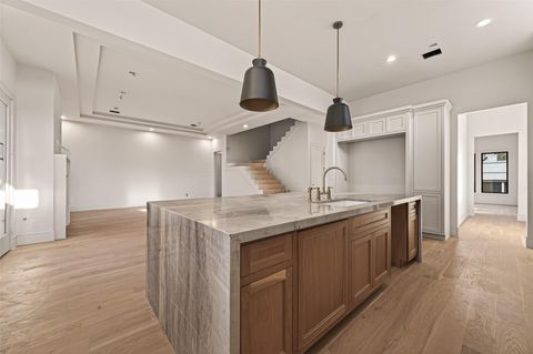 Tiny photo for 4046 Drummond Street, Houston, TX 77025 (MLS # 77880658)