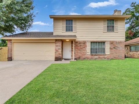 Photo of 4003 Swinden Drive, Houston, TX 77066 (MLS # 87922910)