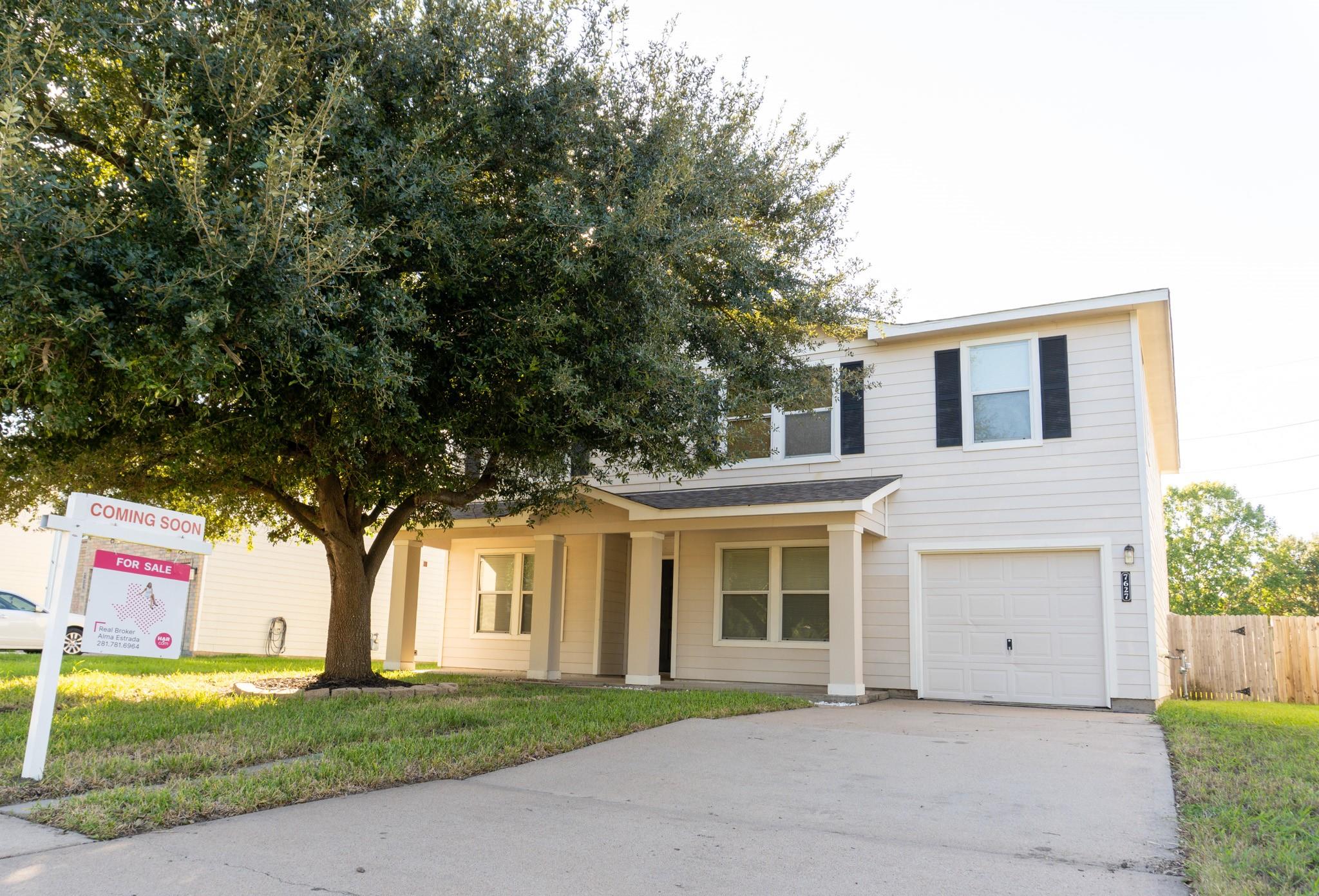 7627 Greenwood Point Drive