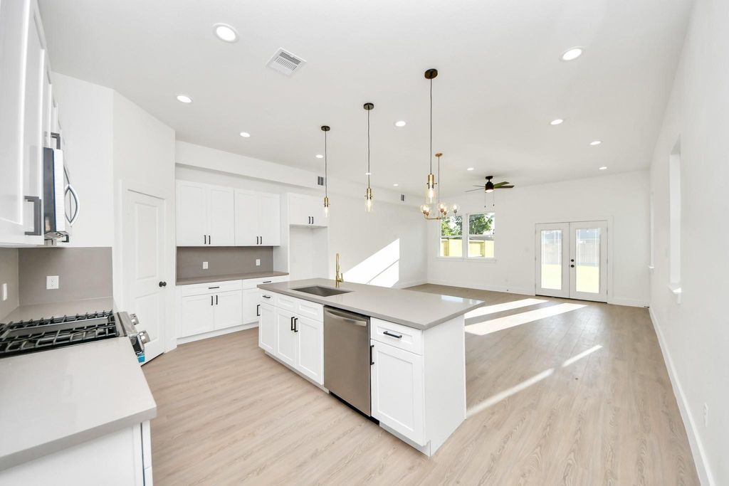 Photo of 9021 Spaulding Street, Houston, TX 77016 (MLS # 56372859)