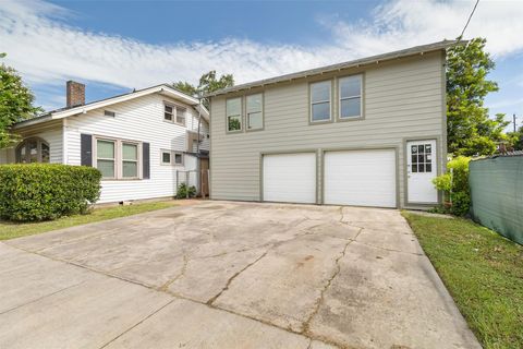 Photo of 123 Estelle Street, Houston, TX 77003 (MLS # 3115415)