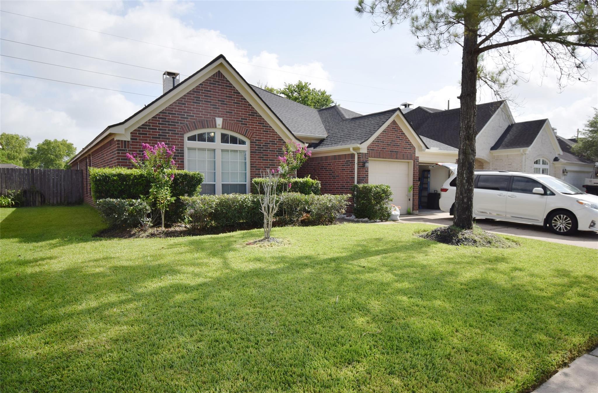 3219 Summerland Drive