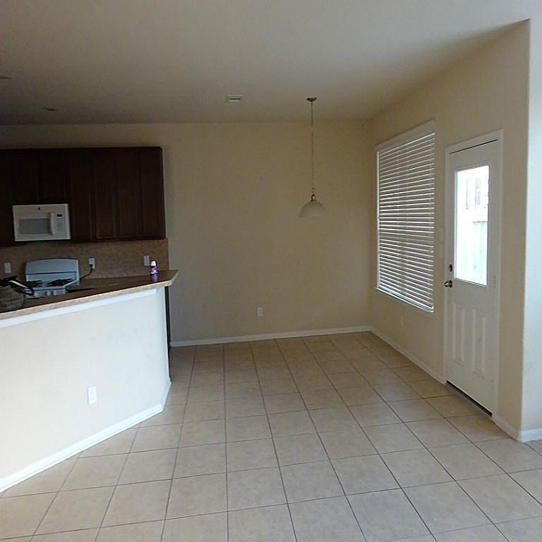 4902 Gingham Check Court