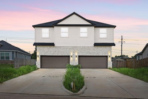 Photo of 8 Donna Court #B, Brookshire, TX 77423 (MLS # 96611416)
