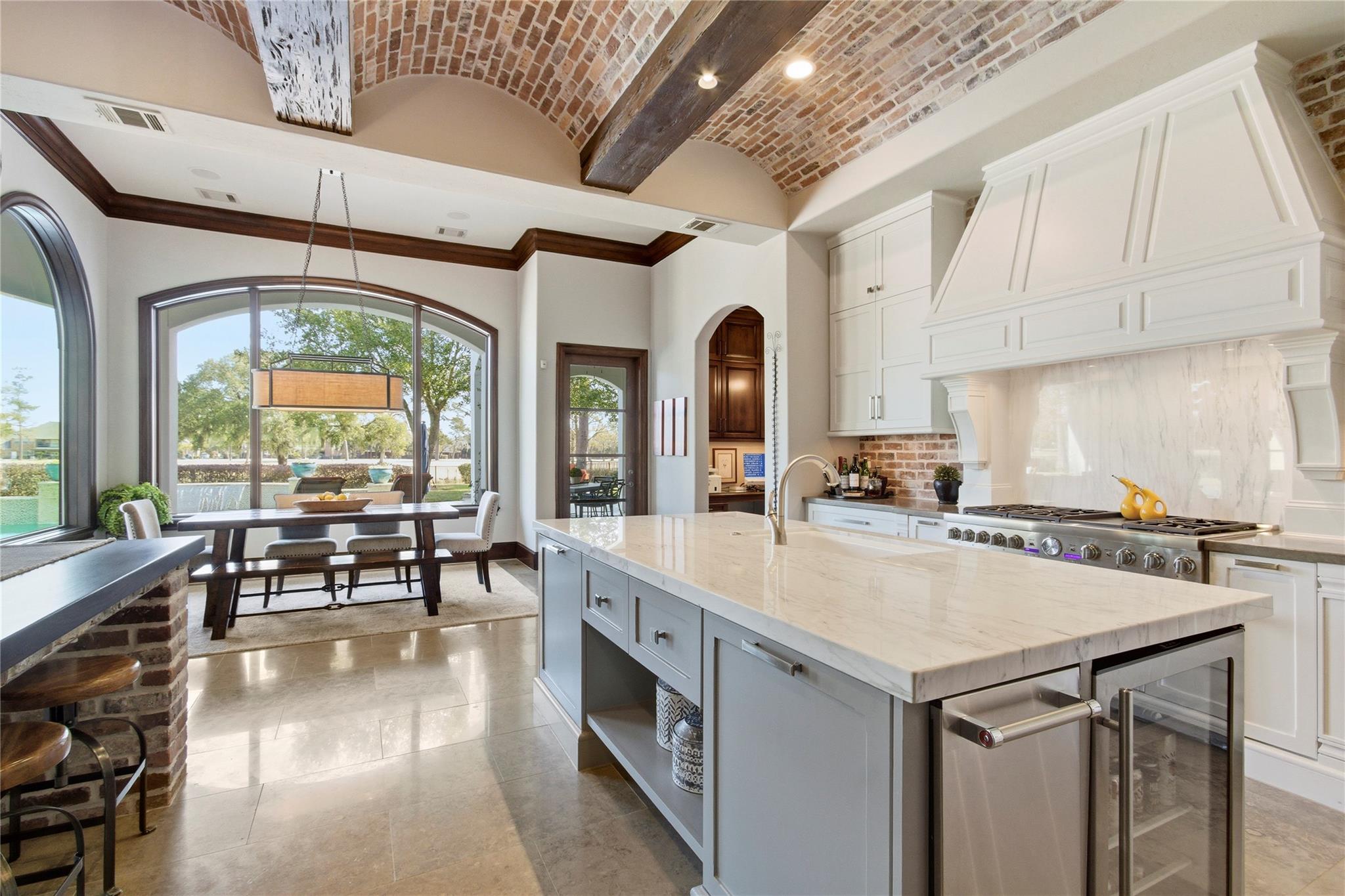 Humble, Texas, 77396, United States, 4 Bedrooms Bedrooms, ,5 BathroomsBathrooms,Residential,Active,2022322