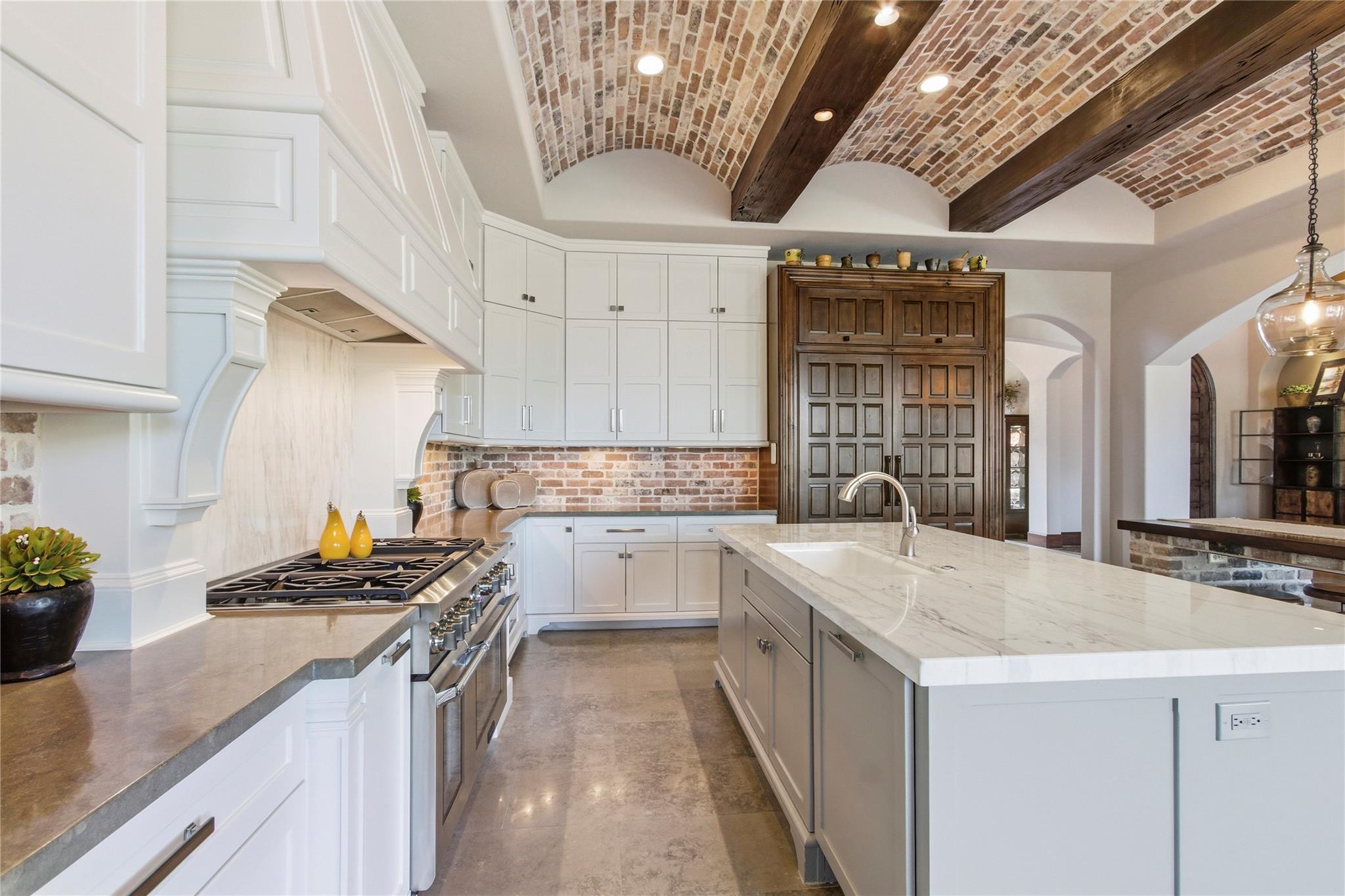 Humble, Texas, 77396, United States, 4 Bedrooms Bedrooms, ,5 BathroomsBathrooms,Residential,Active,2022322