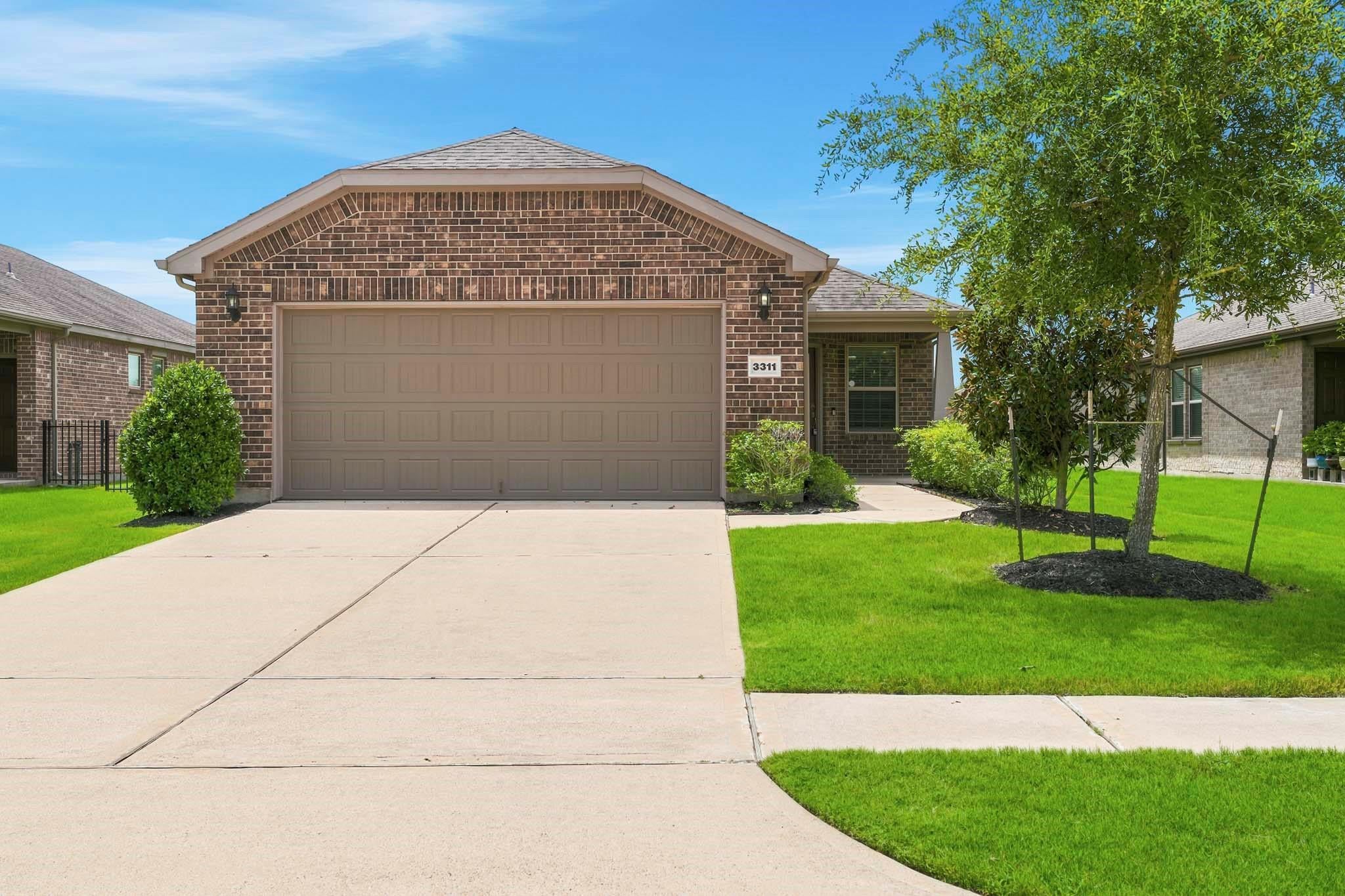 3311 Golden Eagle Way