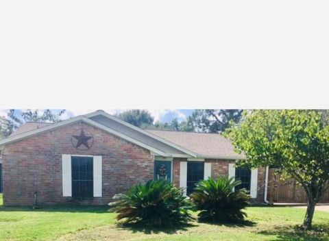 Photo of 1308 Hospital Drive, Angleton, TX 77515 (MLS # 75579283)