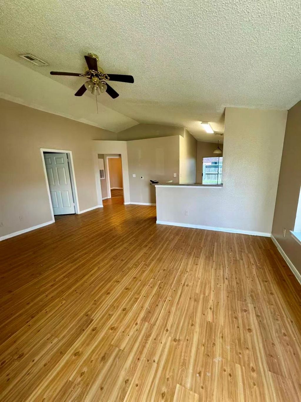 Photo of 4630 Croker Ridge Road, Houston, TX 77053 (MLS # 41415312)