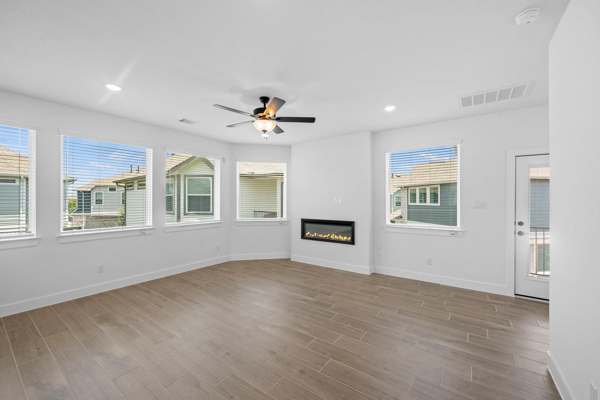 21210 Creeping Bentgrass Drive