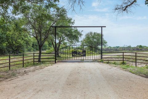 0 County Road 19 Hallettsville TX 77964