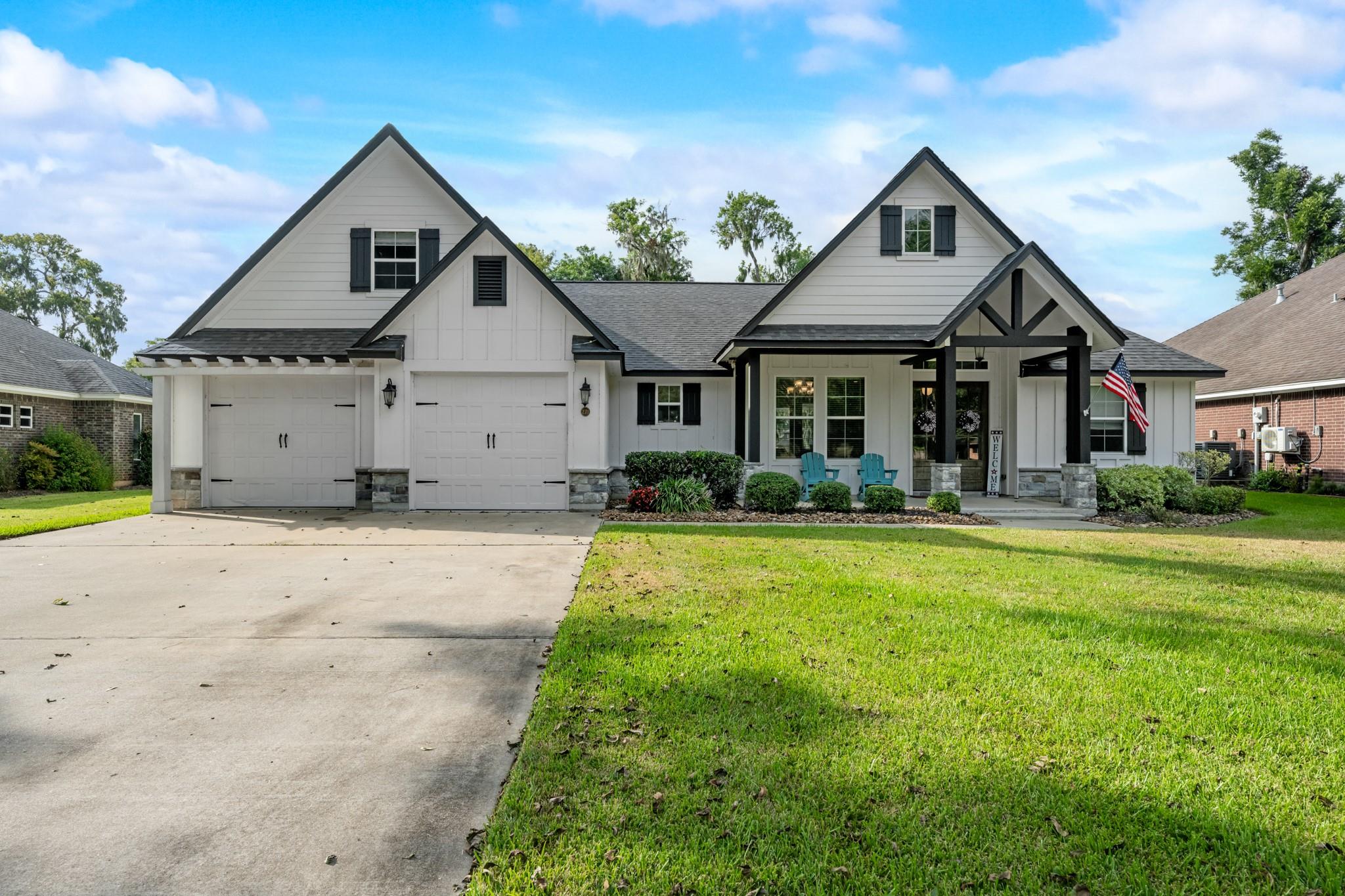 271 S Amherst Drive