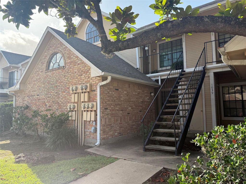 Photo of 2300 Old Spanish Trail #1038, Houston, TX 77054 (MLS # 11600462)