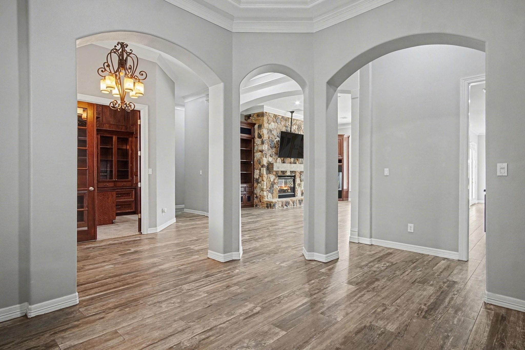 Montgomery, Texas, 77316, United States, 4 Bedrooms Bedrooms, ,7 BathroomsBathrooms,Residential,Active,2041362