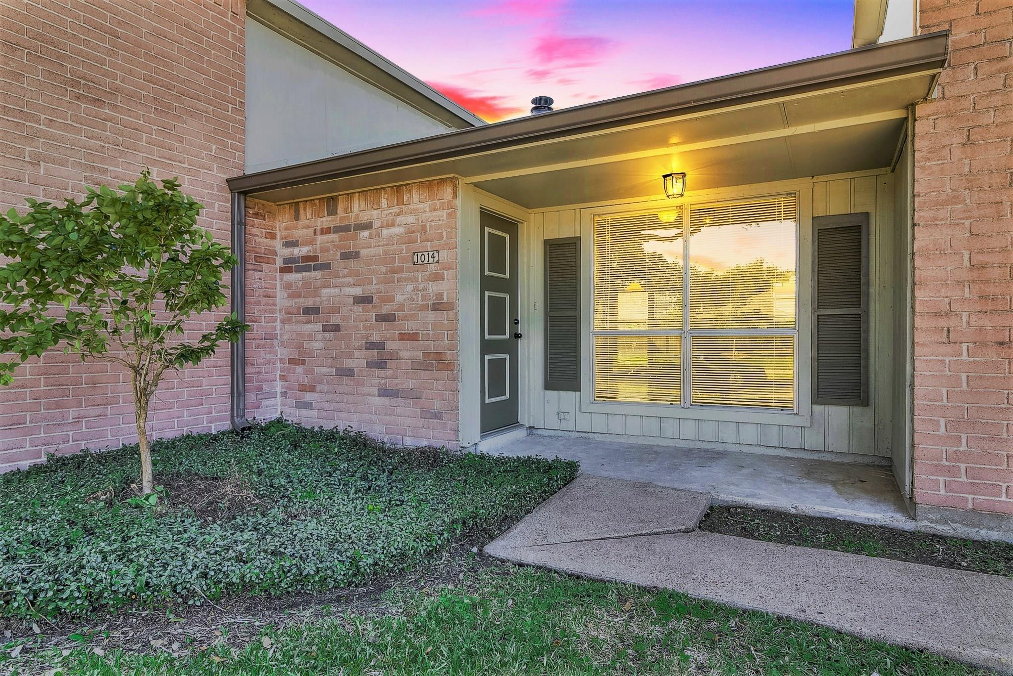 1014 Woodbridge Avenue