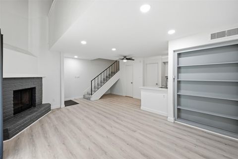 Condo For Sale - 2800 Jeanetta Street #2402<br/> Houston, TX 77063