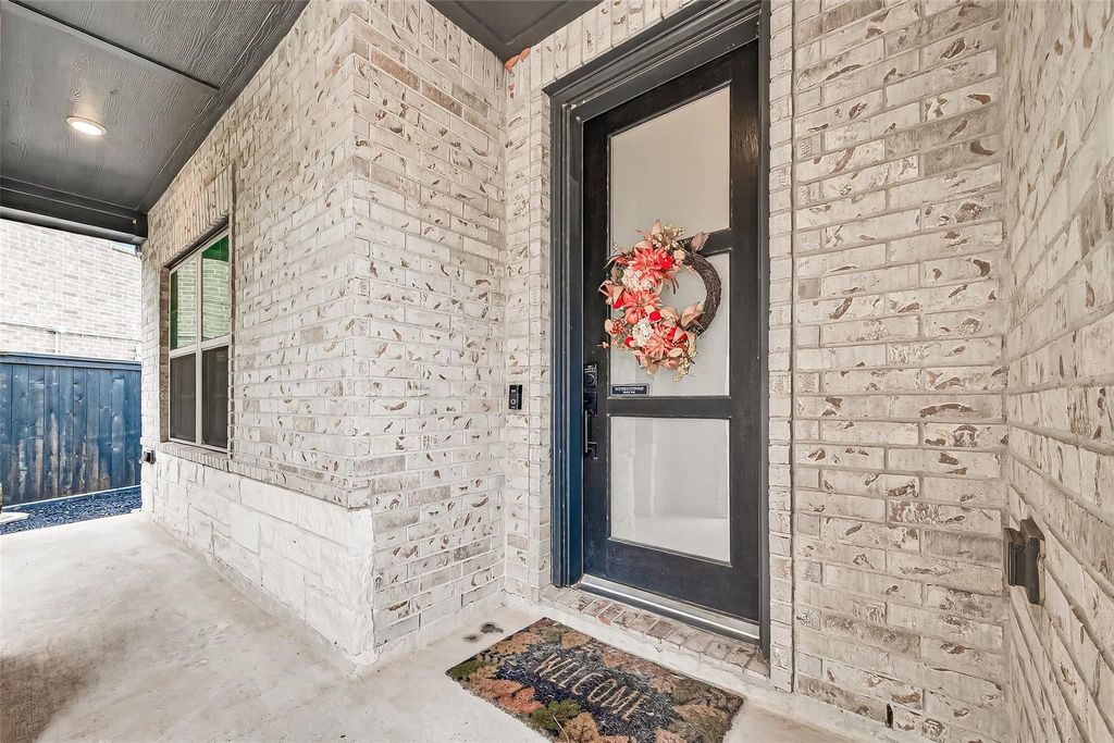 Photo of 907 Warm Summer Drive, Richmond, TX 77406 (MLS # 58586088)