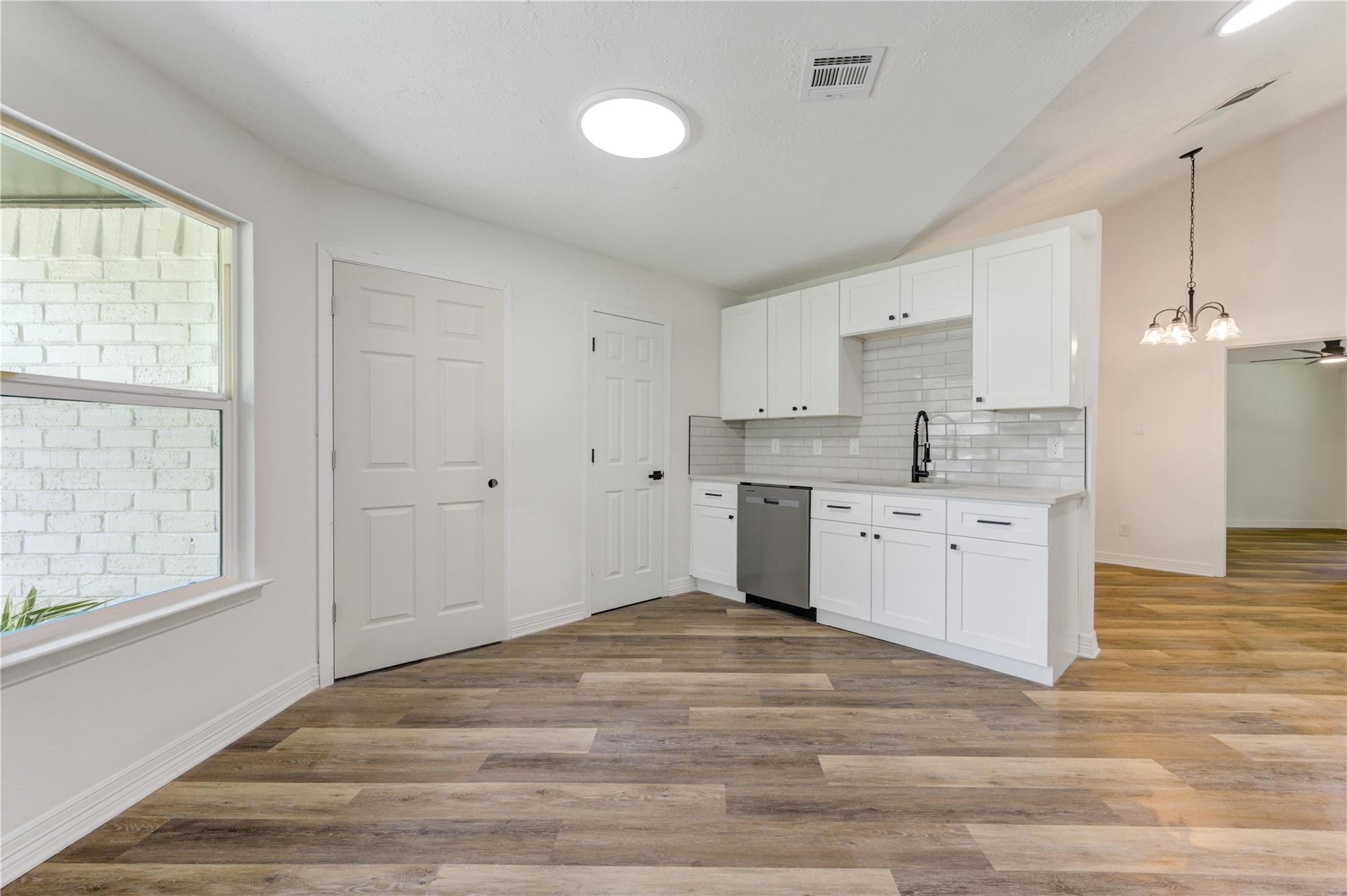 4511 Dawn Creek Lane