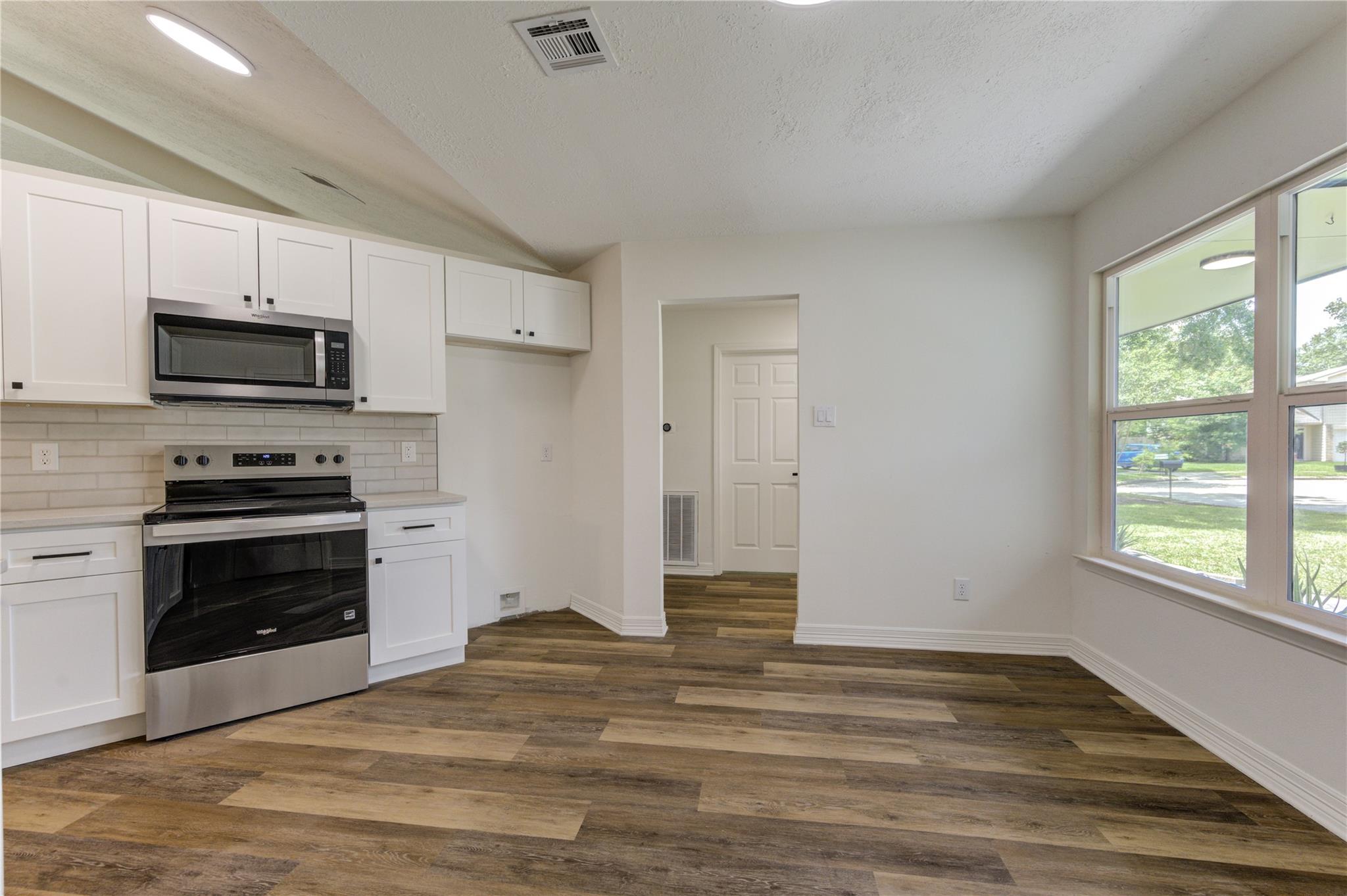 4511 Dawn Creek Lane