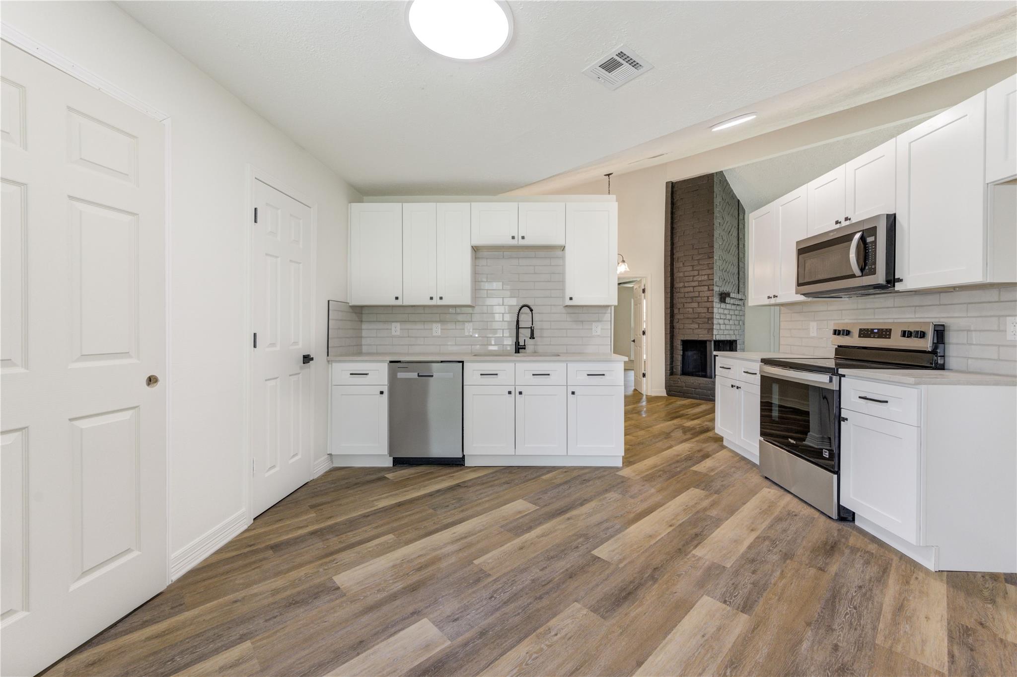 4511 Dawn Creek Lane