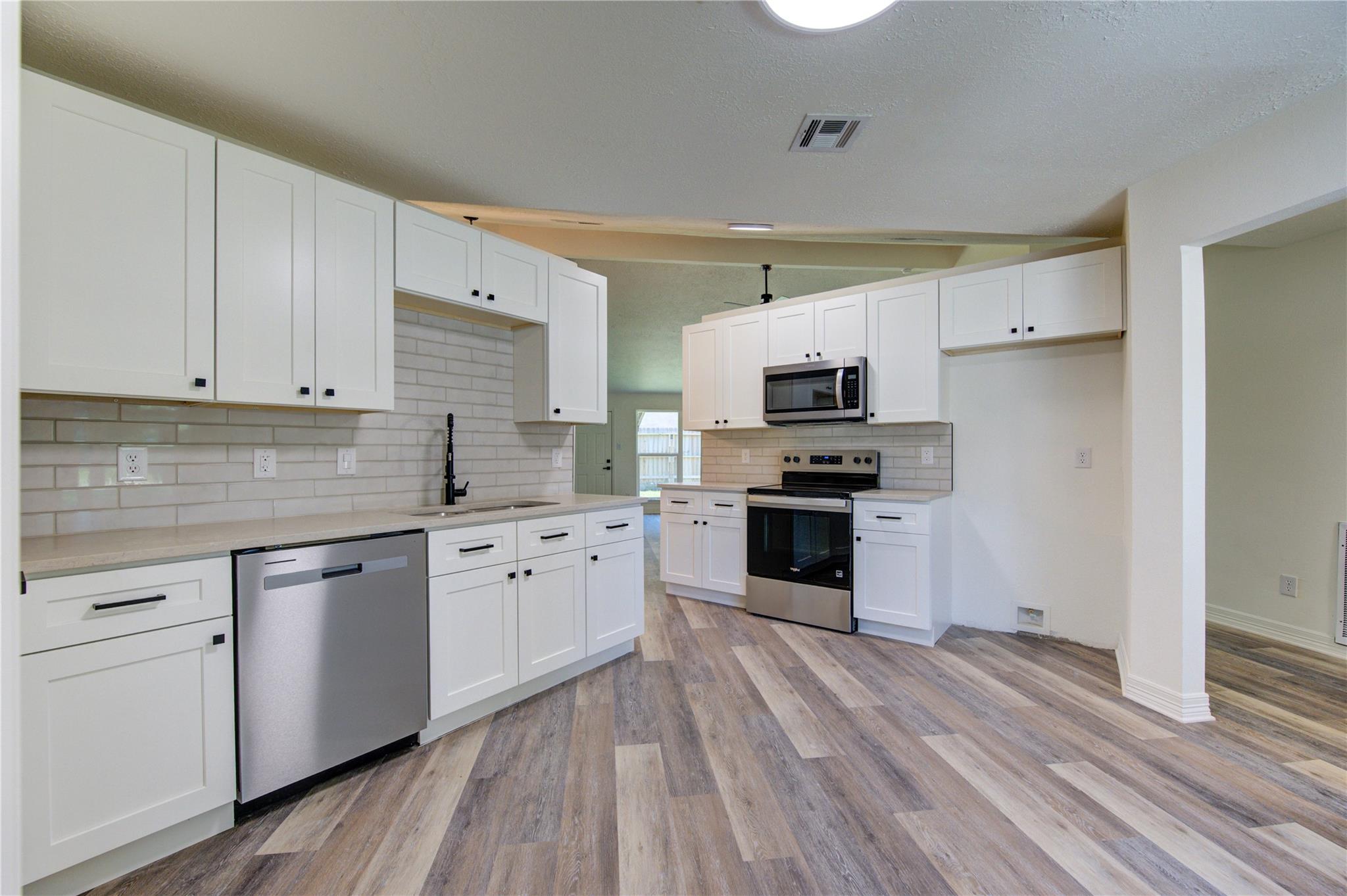 4511 Dawn Creek Lane