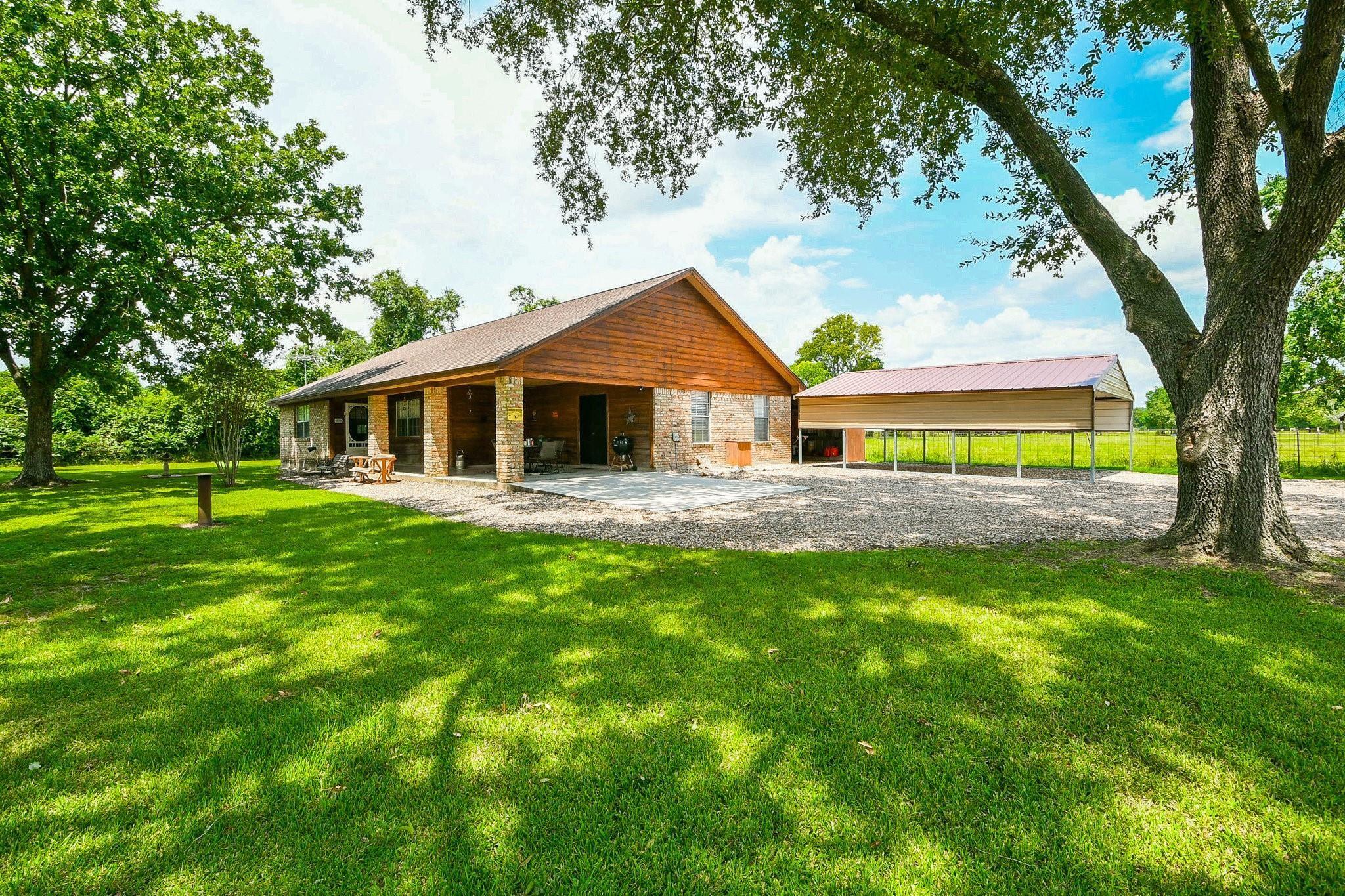 22035 Buescher Road