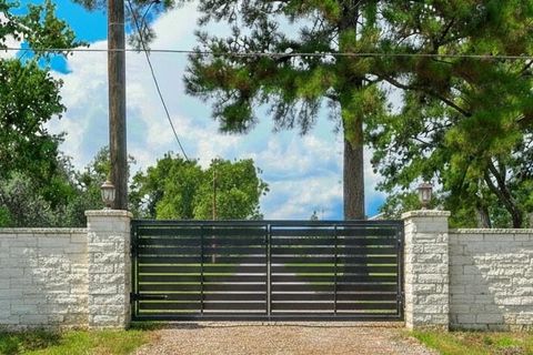 Tiny photo for 22035 Buescher Road, Tomball, TX 77377 (MLS # 70862044)