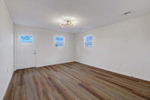 Tiny photo for 6608 Avenue O, Houston, TX 77011 (MLS # 66221922)