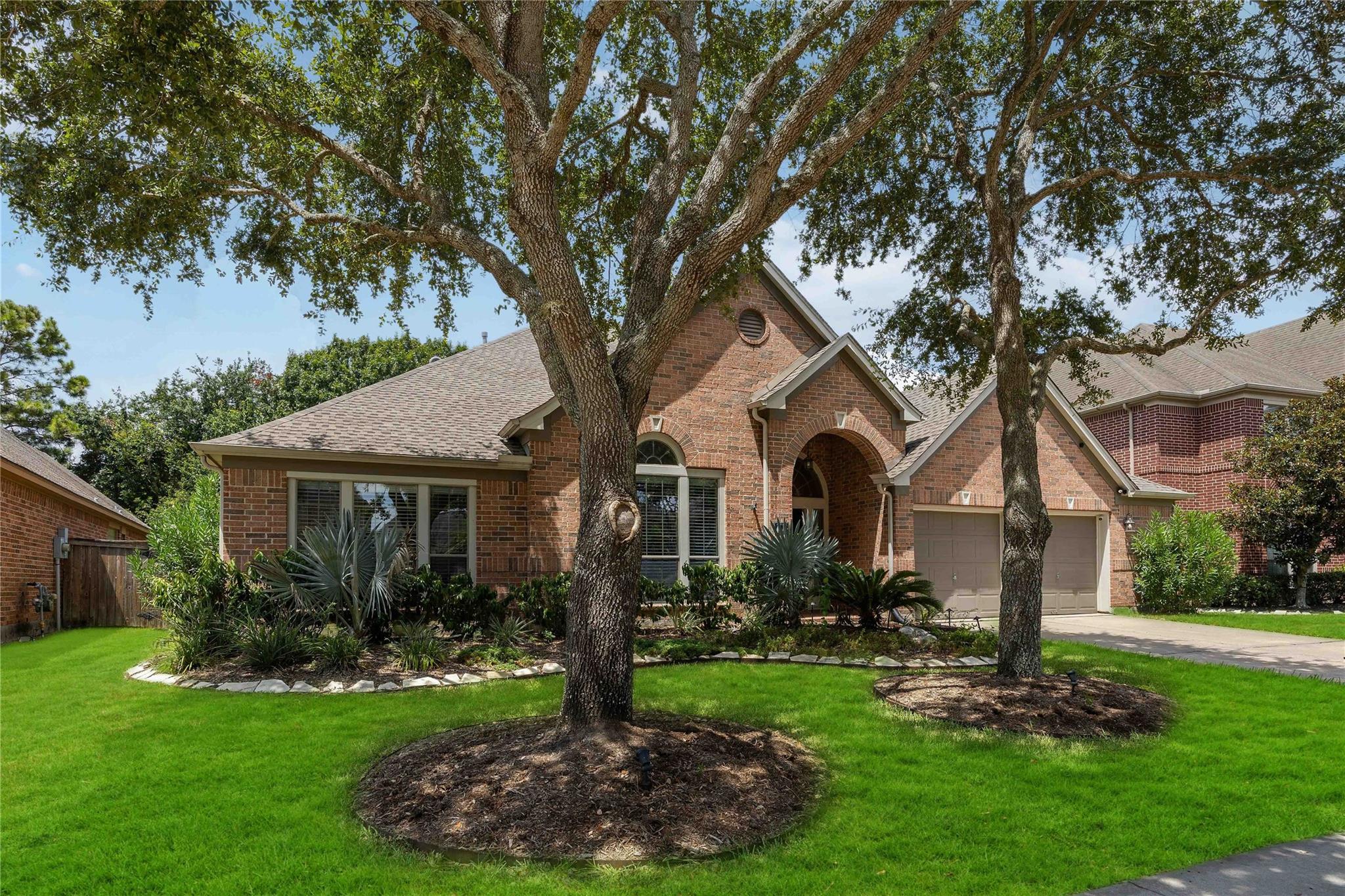2712 Green Mountain Drive