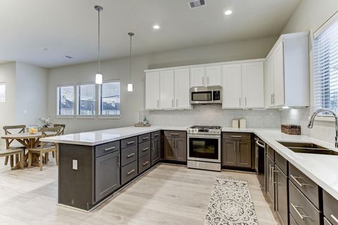 Tiny photo for 806 Sienna Palm Lane, Houston, TX 77008 (MLS # 37310501)