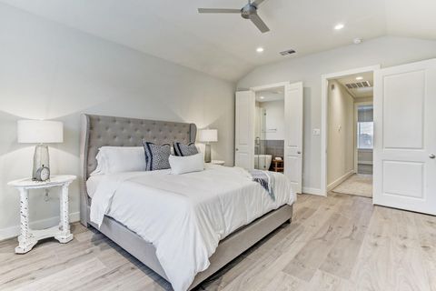 Tiny photo for 806 Sienna Palm Lane, Houston, TX 77008 (MLS # 37310501)