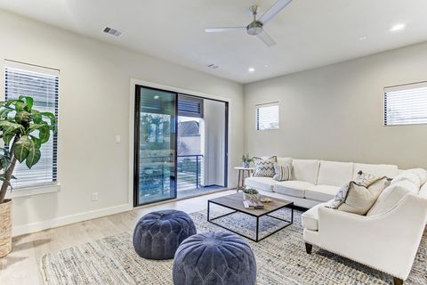 Tiny photo for 806 Sienna Palm Lane, Houston, TX 77008 (MLS # 37310501)