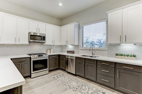 Tiny photo for 806 Sienna Palm Lane, Houston, TX 77008 (MLS # 37310501)