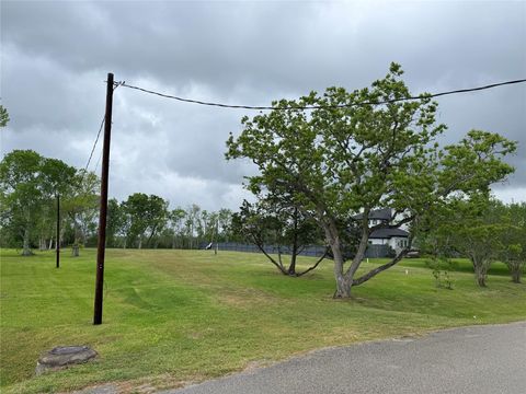 Vacant Land For Sale - 5721 Becky Lane<br/> Pearland, TX 77584