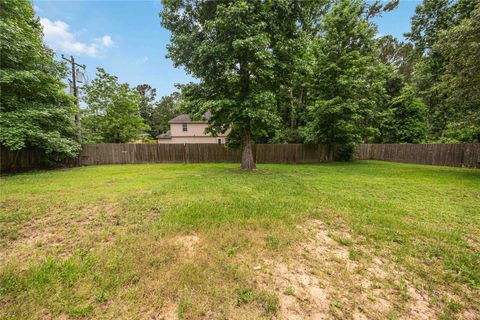 Tiny photo for 14113 Broken Arrow Drive, Willis, TX 77378 (MLS # 55236027)