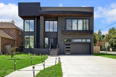 Photo of 4629 Pine Street, Bellaire, TX 77401 (MLS # 8582983)