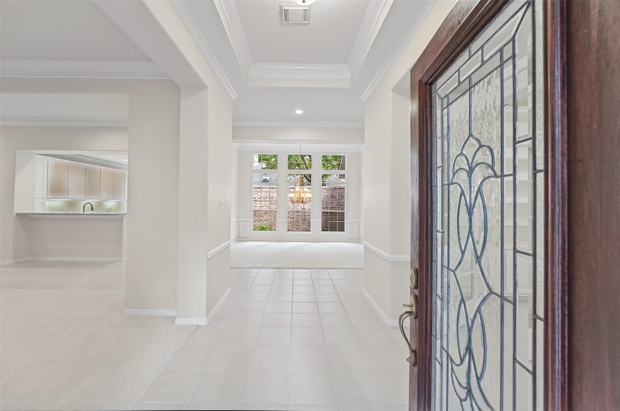 30 N Castlegreen Circle