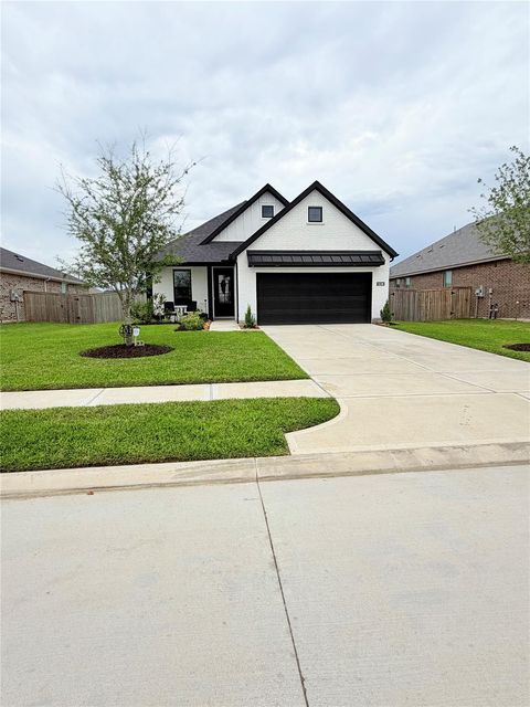 Photo of 5138 Hazel Vista Ln Lane, Richmond, TX 77469 (MLS # 36106201)
